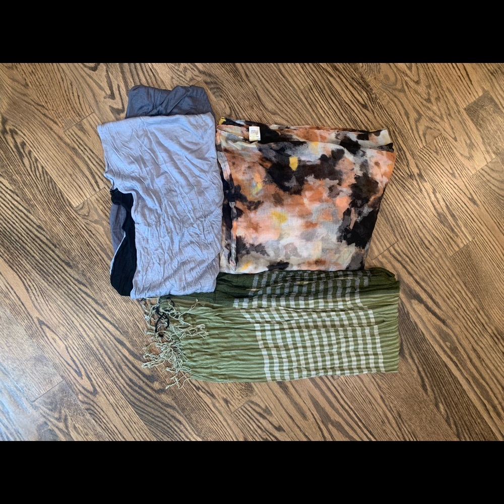 Scarves - Picture 2 of 2